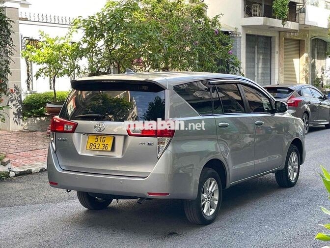 Bán Innova đời 2019 số sàn xe đẹp hỗ trợ bank