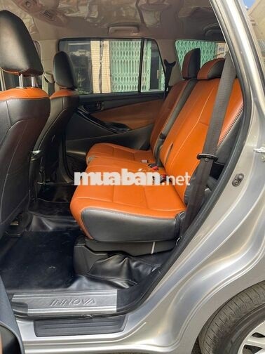 Toyota Innova 2019 Số sàn Bạc