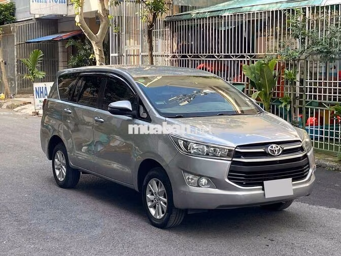 Toyota Innova 2019 Số sàn Bạc