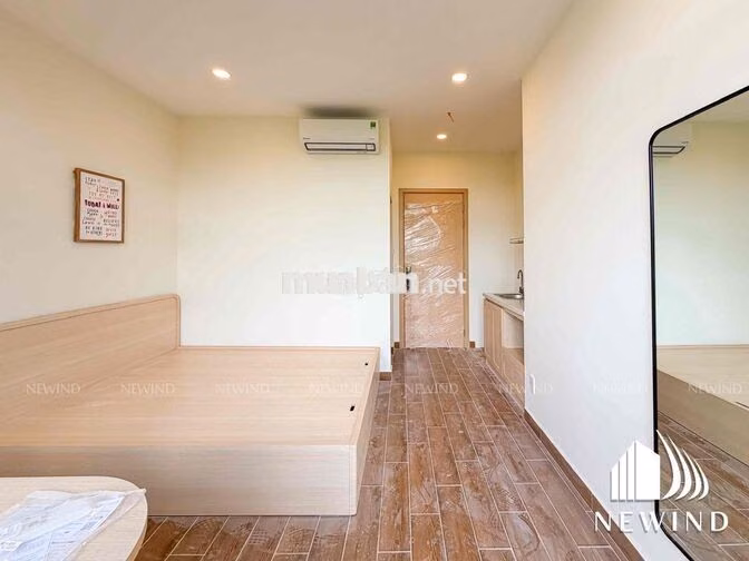 STUDIO BANCON, CỬA SỔ MỚI XÂY 100%, CHỈ TÍNH ĐIỆN, ĐỐI DIỆN RMIT, TĐTU
