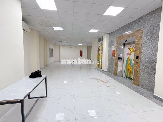 Chính chủ cho thuê MBKD tự do ngay Lê Văn Lương, Lotte