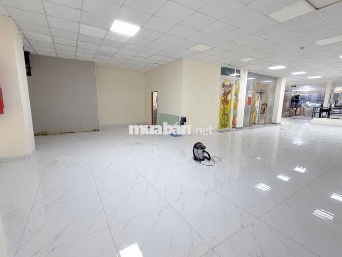 Chính chủ cho thuê MBKD tự do ngay Lê Văn Lương, Lotte