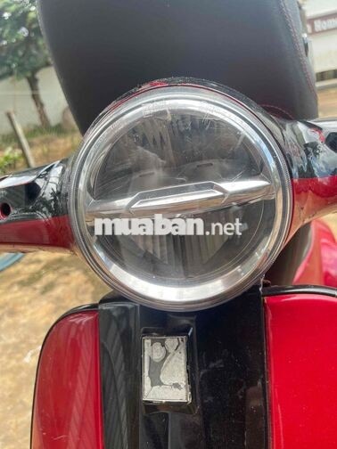 Piaggio Vespa LX 125 Đỏ