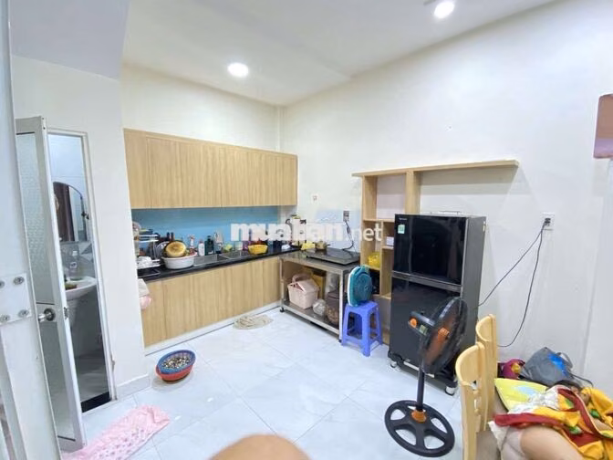 HẺM XE HƠI THÔNG - GẦN MẶT TIỀN - 36m2 - NHỈNH 4 TỶ.