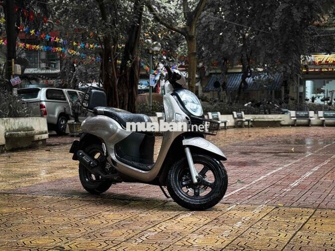 Honda Scoopy 2025 Xám Lướt mới keng