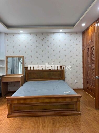 Cho thuê nhà nguyên căn đường Hoàng Quốc Việt - P Phú Thuận Quận 7