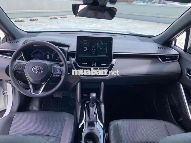 Toyota Corolla Cross Hybrid 2024 Trắng 31.000km