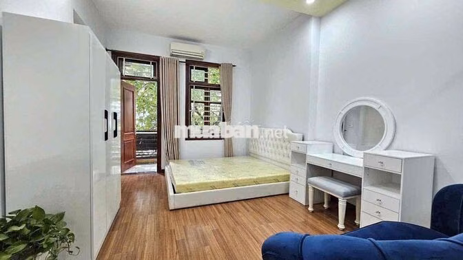 SIÊU PHẨM 1 PHÒNG NGỦ HƠN 50m2 - NGAY NGÃ TƯ HÀNG XANH