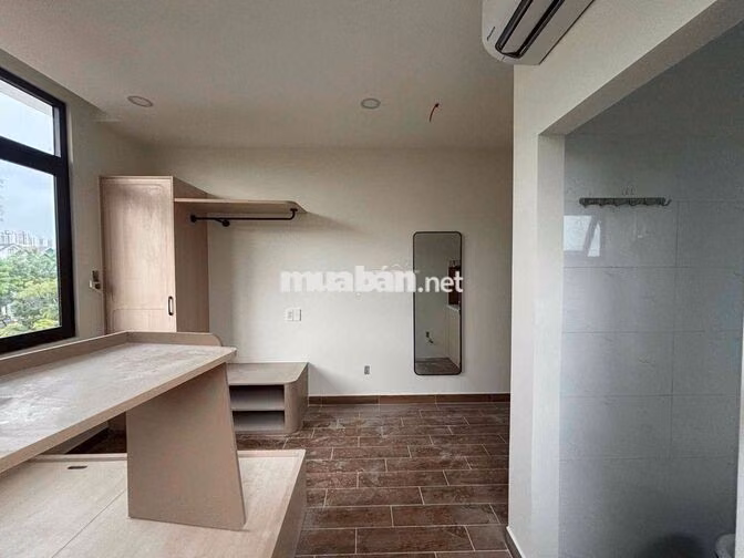 KHAI TRƯƠNG STUDIO ĐỐI DIỆN RMIT - BAN CÔNG CỬA SỔ NỘI THẤT SIÊU XINH