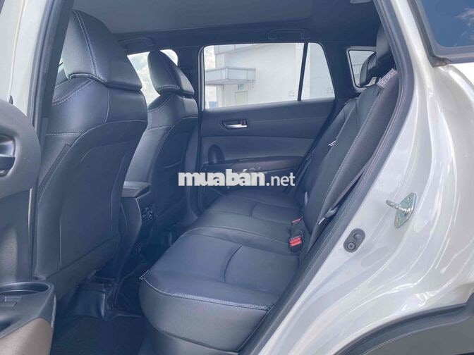 Toyota Corolla Cross Hybrid 2024 Trắng 31.000km
