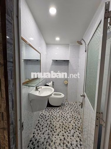 Chính chủ cho thuê nhà cấp 4 trong chợ cầu Xáng