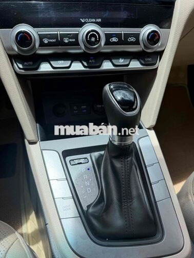Hyundai Elantra 2019 1.6 AT Đỏ 97.000km