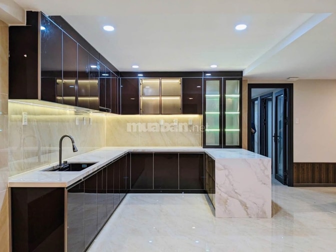 Dòng Tiền Tận 40Tr Nhà HXH Nguyễn Chí Thanh, Quận 5. Giá 4Tỷ110/150m2