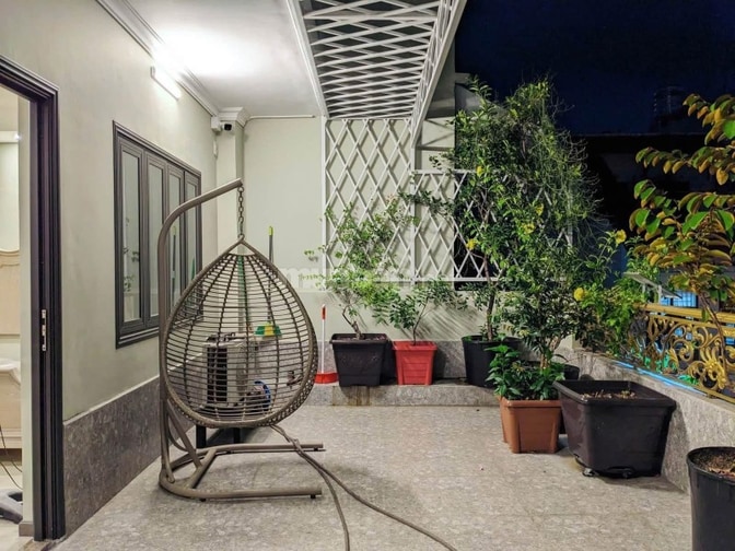 Dòng Tiền Tận 40Tr Nhà HXH Nguyễn Chí Thanh, Quận 5. Giá 4Tỷ110/150m2