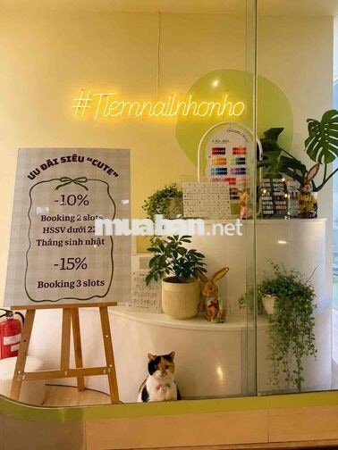TUYỂN THỢ NAIL - MI VỀ TEAM TIỆM NAIL NHO NHỎ