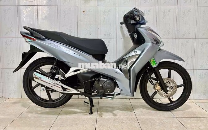 Honda Future 125 Đặc biệt 2026 Bạc 900km