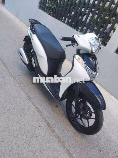 Honda SH Mode 2018 Trắng đen Nữ