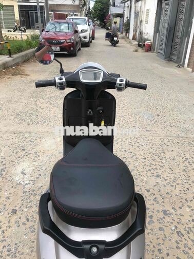 Piaggio Vespa 50cc Bạc LED