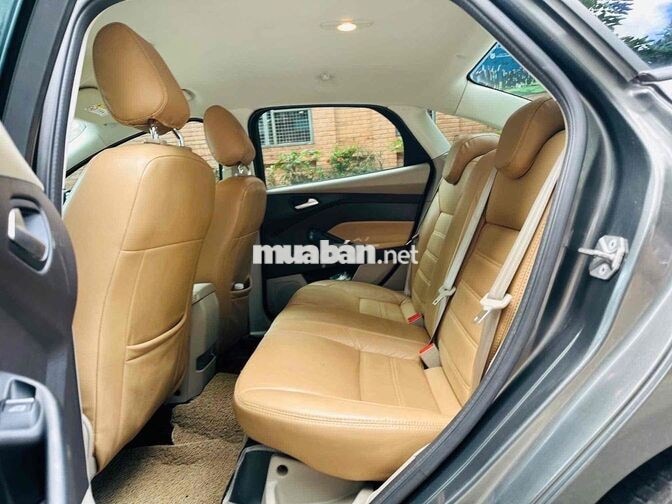Ford Focus 2017 Xám 110.000 km Tự động