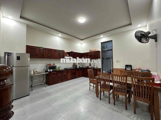 Cho thuê nhà 3 tầng kiệt ôtto đồng kè liên chiều gần chợ hoà khánh