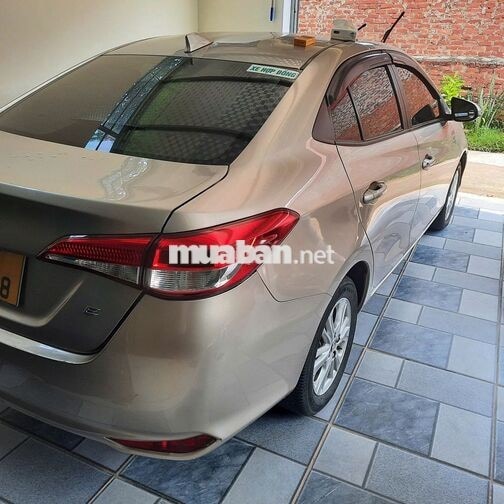 Toyota Vios E MT 2020 Nâu vàng 22 vạn km