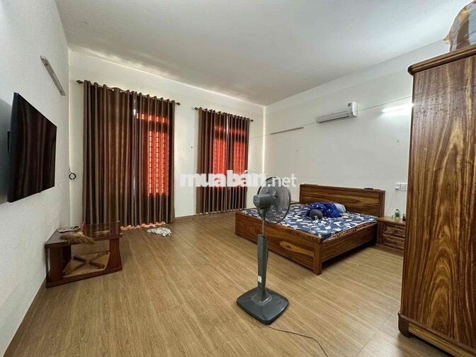 Cho thuê nhà 3 tầng kiệt ôtto đồng kè liên chiều gần chợ hoà khánh
