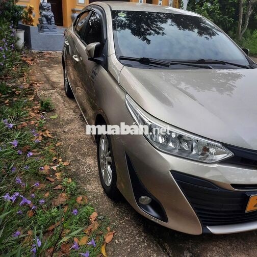Toyota Vios E MT 2020 Nâu vàng 22 vạn km