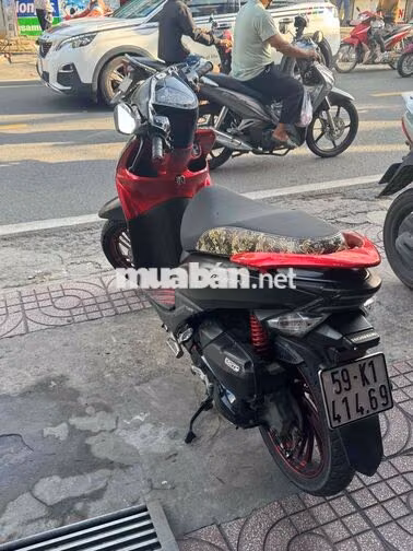 Honda Vision  màu Đen, Đỏ