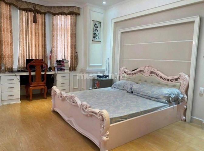 Chốt Ngay Biệt Thự Mặt Tiền Nguyễn Đăng Giai, Quận 2. Giá 8,2Tỷ/200m2