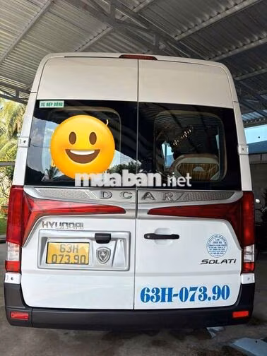 Hyundai Solati Dcar 2019 12 chỗ Trắng