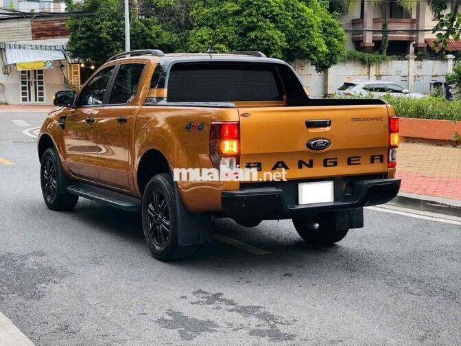 Ford Ranger Wildtrak 4x4 2025 Vàng đồng 19.800 KM