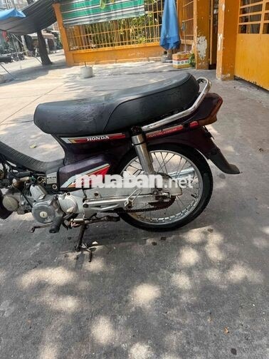 Honda Super Dream 2004 Nâu