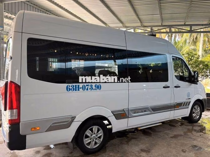 Hyundai Solati Dcar 2019 12 chỗ Trắng