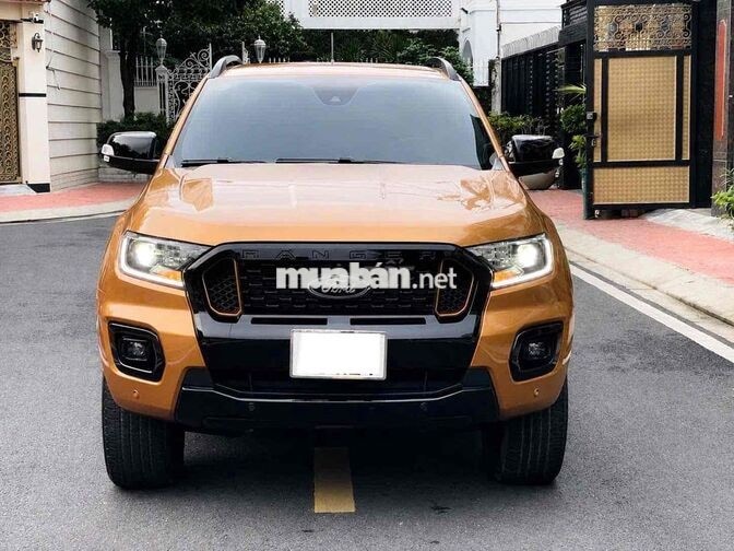 Ford Ranger Wildtrak 4x4 2025 Vàng đồng 19.800 KM