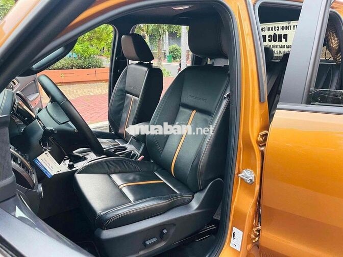 Ford Ranger Wildtrak 4x4 2025 Vàng đồng 19.800 KM