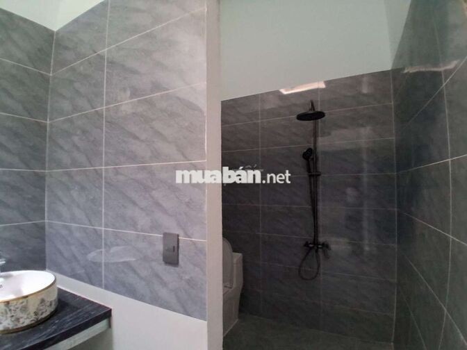 bán nhà mặt tiền chợ phường dĩ an