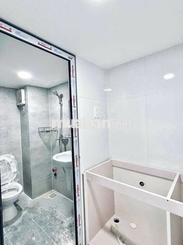 Duplex mới gần UEH cơ sở N, VHU, STU