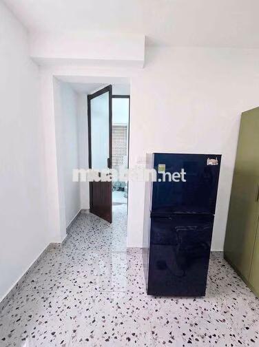 CHO THUÊ STUDIO CỬA SỔ TRỜI ĐẦY ĐỦ NỘI THẤT MÁY GIẶT RIÊNG GẦN VHU.