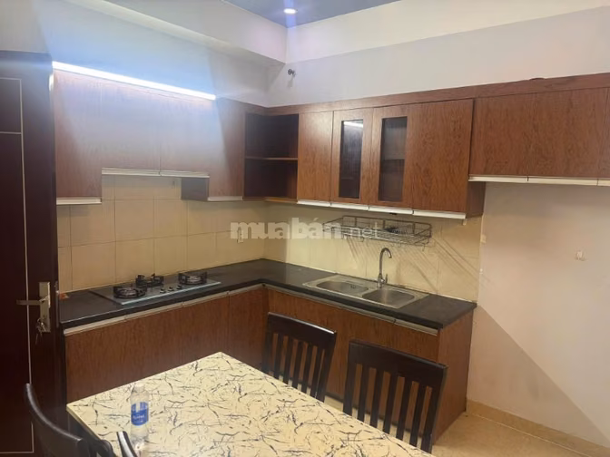 Chung Cư Ngô Gia Tự - Hòa Hảo: căn 2p ngủ, 83m2, giá 11tr/tháng