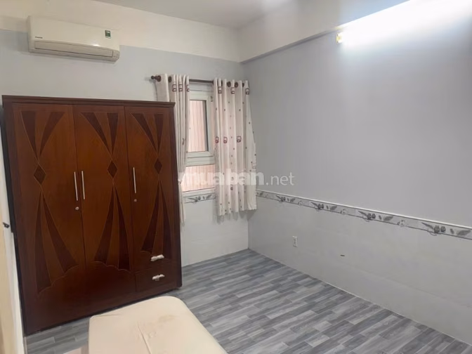 Chung Cư Ngô Gia Tự - Hòa Hảo: căn 2p ngủ, 83m2, giá 11tr/tháng