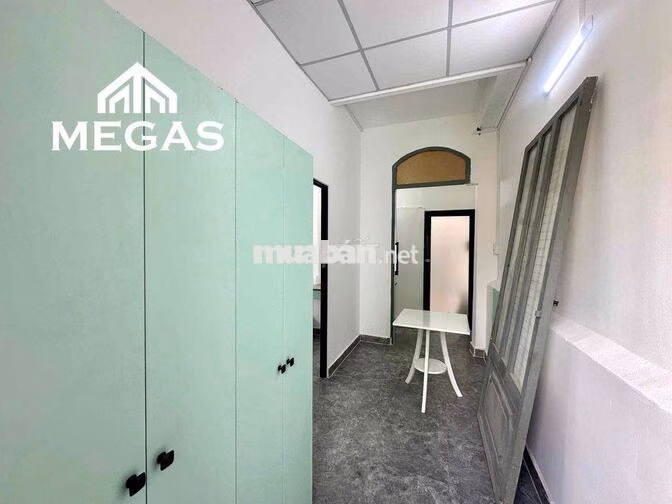 Căn hộ 2PN NEW 100% Full nội thất khu vực: Văn Hiến - Công Thương.