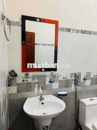 Nhà Hiệp Thành , gần Vòng xoay Hiệp Thành  , 1 trệt 2 Lầu 6pn sẵn nt