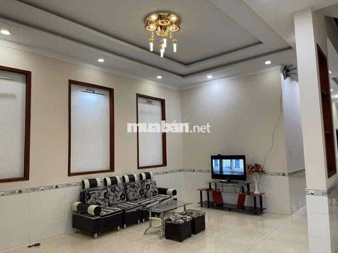 Nhà Hiệp Thành , gần Vòng xoay Hiệp Thành  , 1 trệt 2 Lầu 6pn sẵn nt