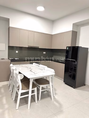 Căn hộ C/c Bảy Hiền 85m2,nội thất cao cấp giá 15tr/tháng  
