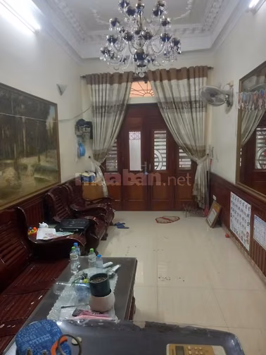 Chính chủ cho thuê nhà nguyên căn Nguyễn Chí Thanh - Phường Láng 5 ngủ