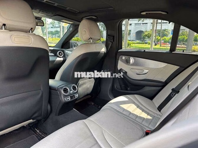 Mercedes C300 AMG 2017 Xanh 54.000 km