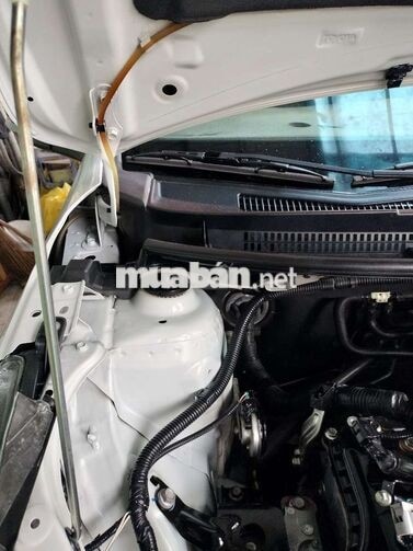 Toyota Vios 2024 CVT bản E Số tự động Trắng Camai