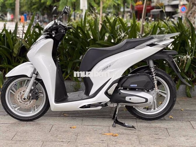 Honda SH 125i ABS 2025 Trắng bạc đen 3.000km