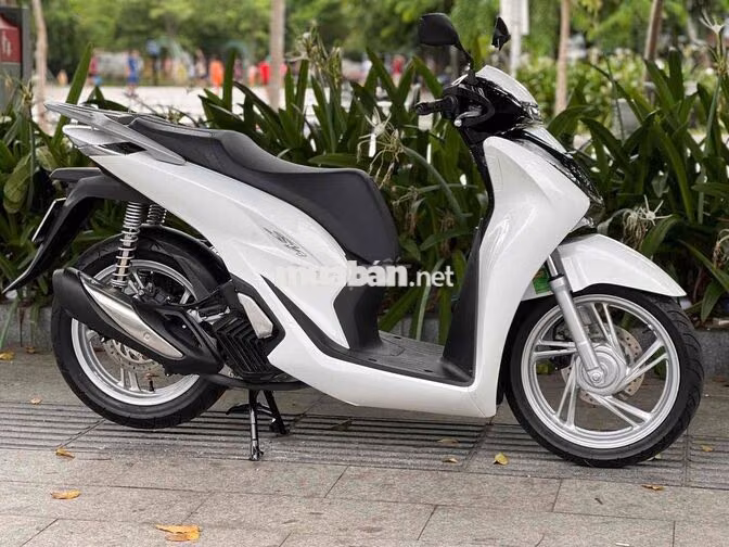 Honda SH 125i ABS 2025 Trắng bạc đen 3.000km