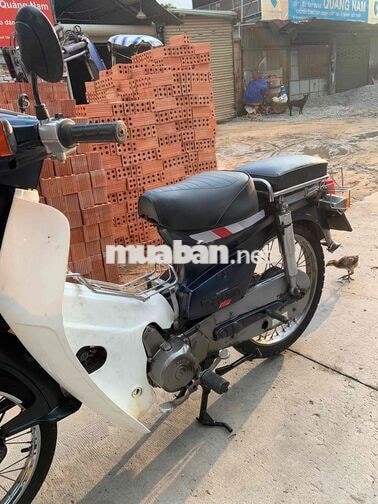 Honda Cub Tum 50cc có đề siêu bền và lợi xăng